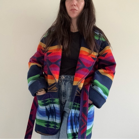 Vintage Pendleton Wool Multicolor Women's Aztec Southwestern